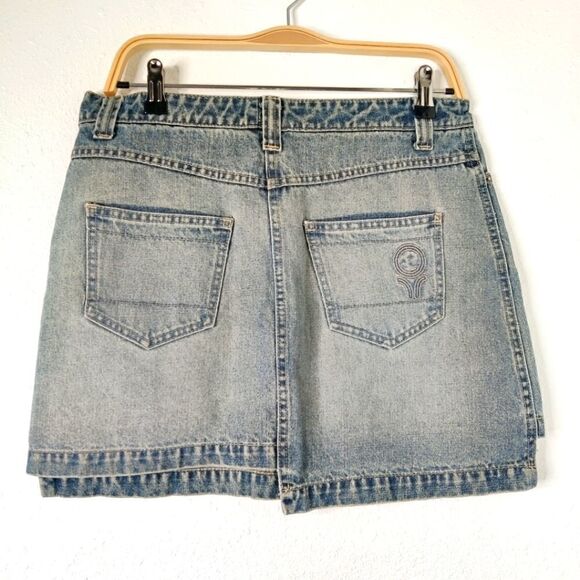 Refinery Asymmetrical Cut Denim Short Skirt Sz 10 Med- Low Waist Mini Jean Skirt - Picture 1 of 14